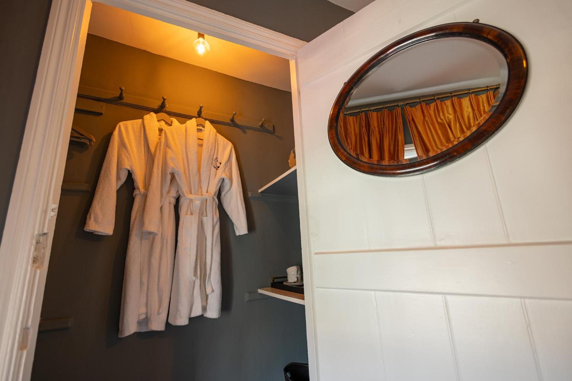 38 St Giles Bed & Breakfast NWI Room photo